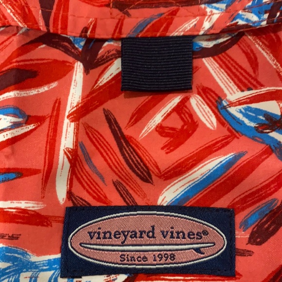 Vineyard Vines swim trunks - Picture 7 of 7